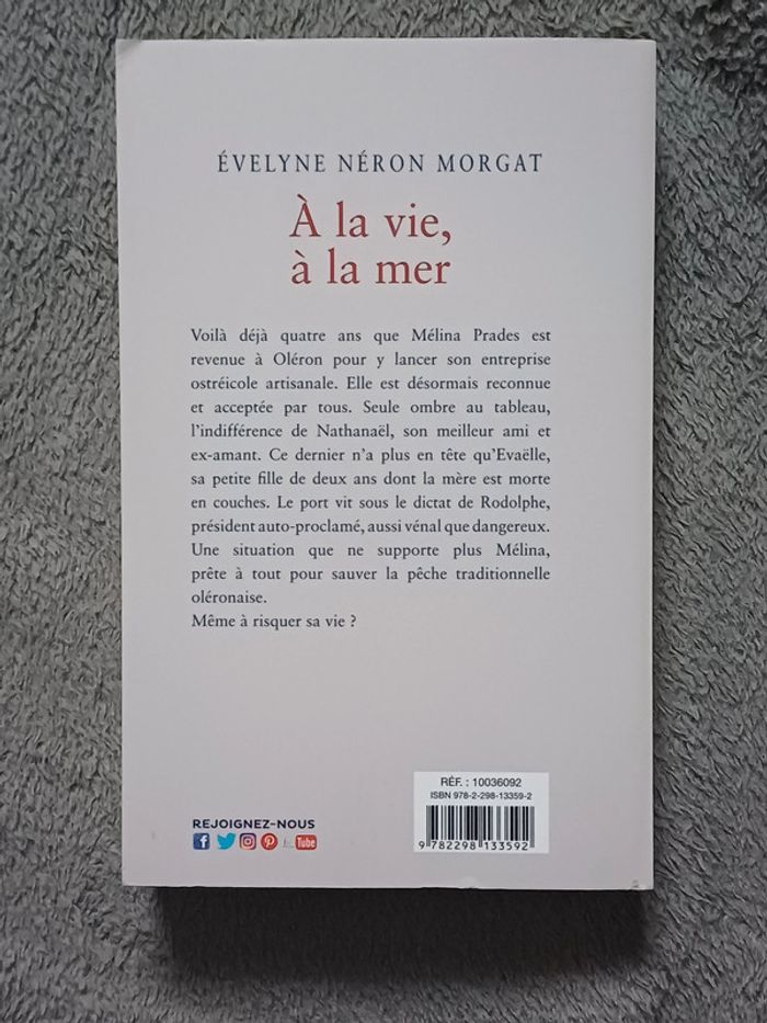 Livre A la vie, à la mer - photo numéro 2