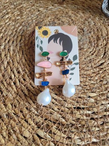 Boucles d'oreilles asymetriques