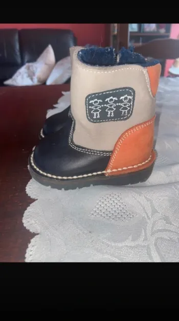 Bottes taille 18