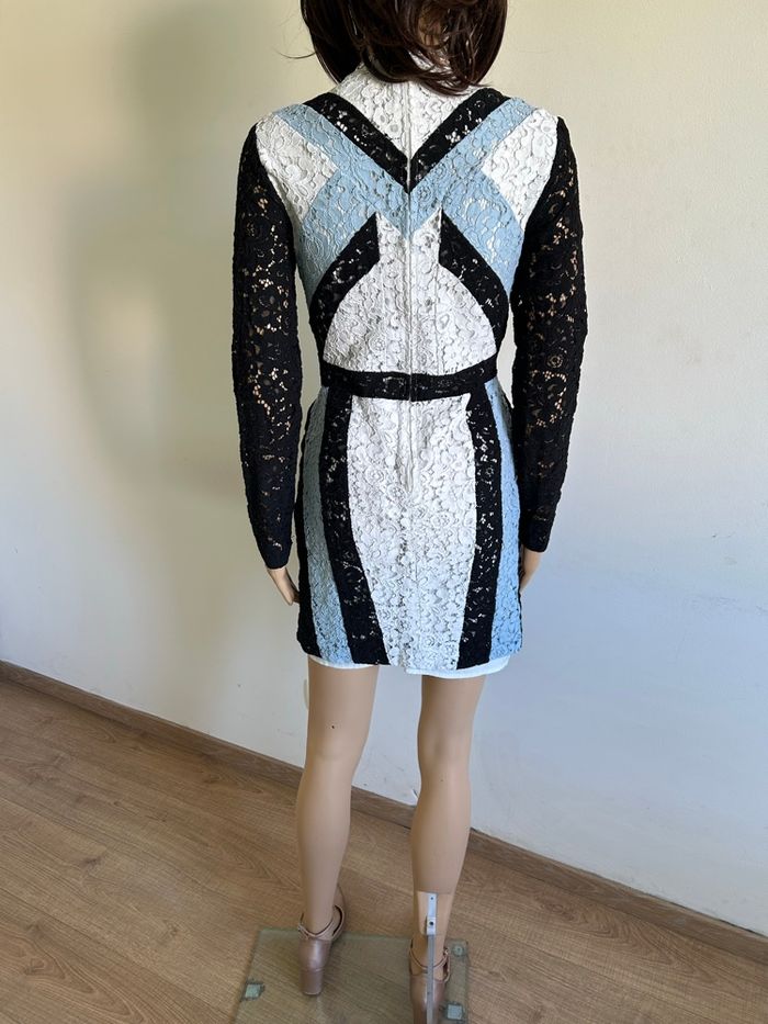 Robe en dentelle à manches longues Morgan taille 36 TBE - photo numéro 6