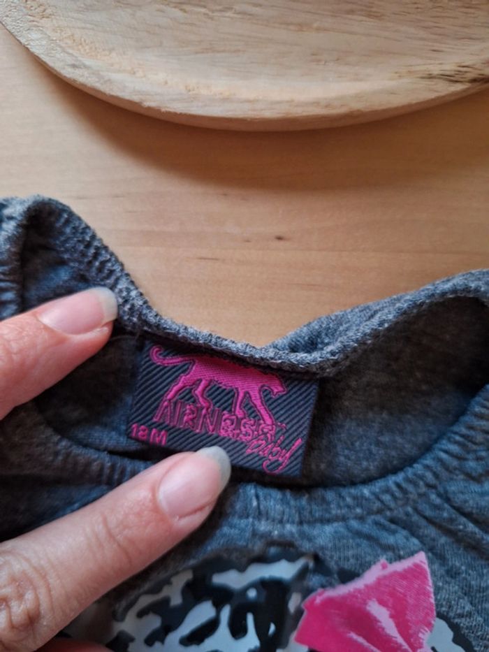 T-shirt manches courtes pour fille taille 18mois très bon état - photo numéro 5