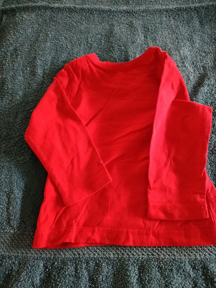 Tee shirt rouge - photo numéro 2