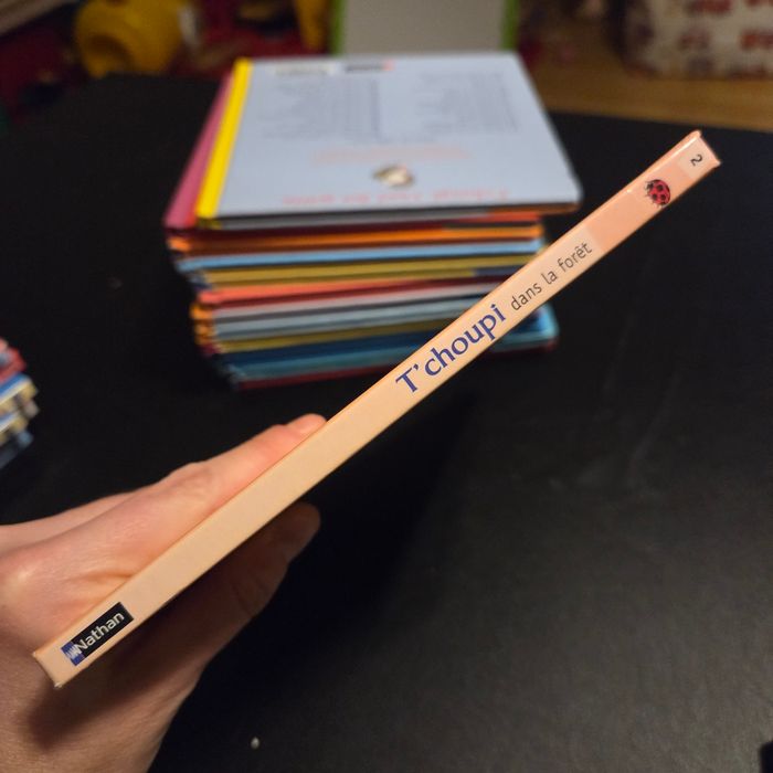 Livre enfant Nathan une histoire a deux voix T’Choupi - photo numéro 3