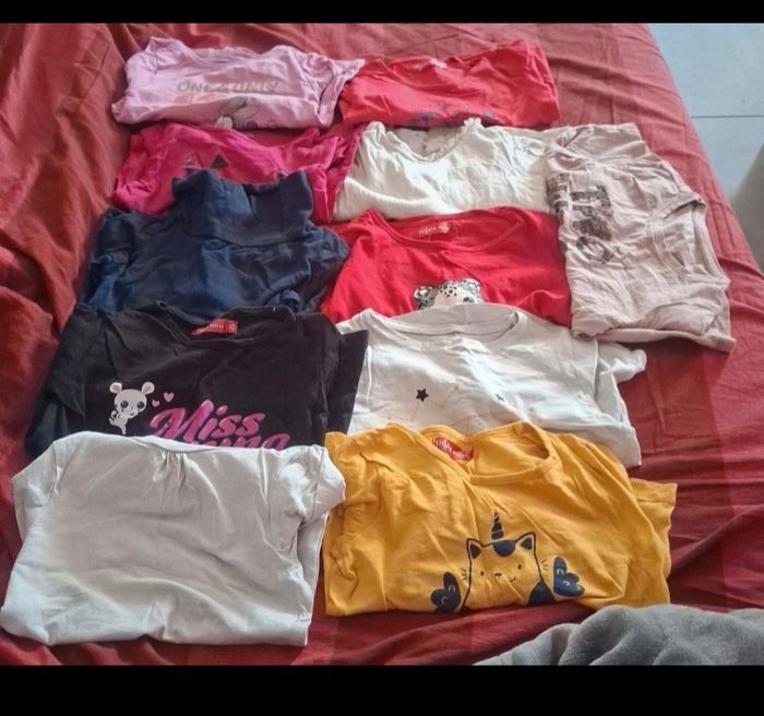 Lots vêtements environs 40 / taille 2/3 ans - photo numéro 3