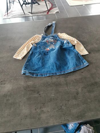 Robe salopette avec tee-shirt