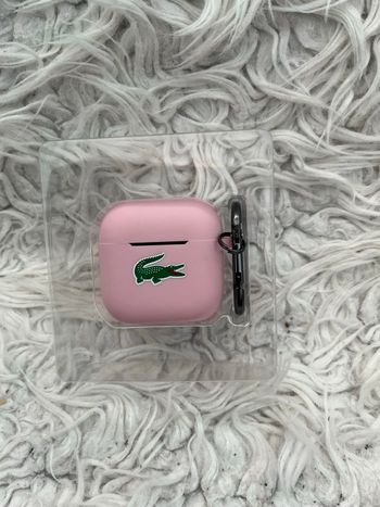 Coque AirPods Lacoste