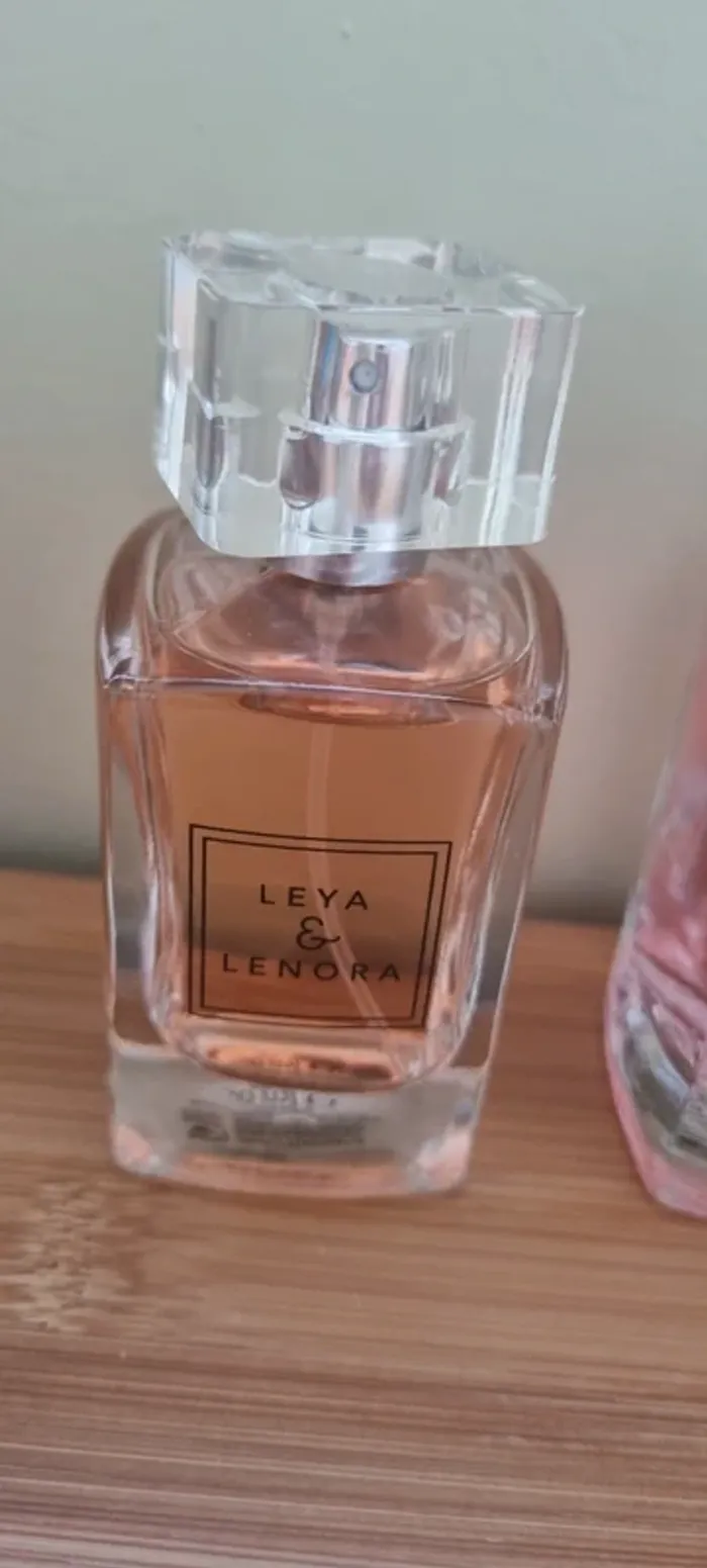 Lot de 4 eaux de parfum - photo numéro 2