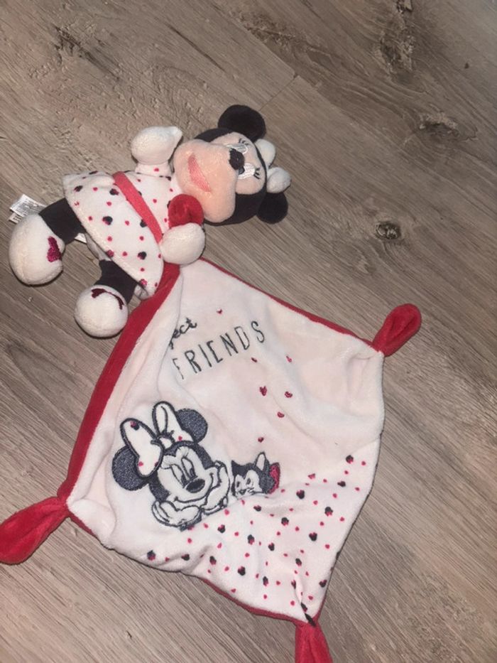 Doudou Minnie - photo numéro 2