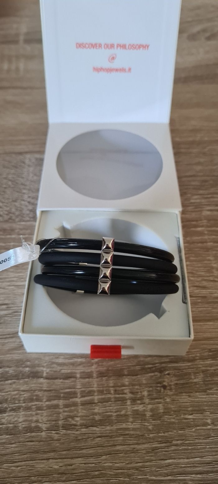 Bracelet neuf marque hip hop
