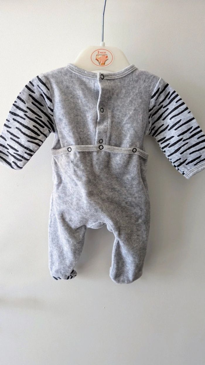 Pyjamas zèbre - photo numéro 2