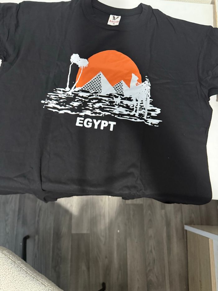 T shirt femme et homme  taille (m/L/xL/2xL) - photo numéro 7