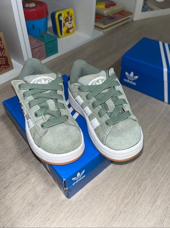 Adidas campus