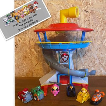 Tour de Controle sonore et lumineuse Spin Master Pat Patrouille avec 6 véhicules