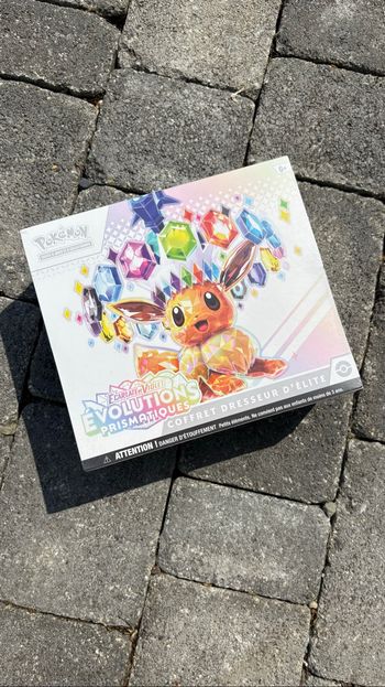 Pokémon - Coffret Dresseur d'Elite - EV8.5 Evolutions Prismatiques - ЕТВ