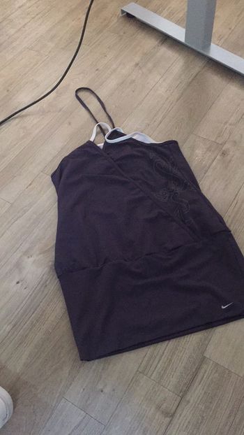 Tunique de yoga d’urnes NIKE