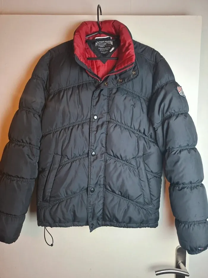 Doudoune Tommy Hilfiger Denim – Noire & Rouge – Taille M - photo numéro 15