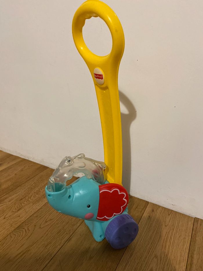 Éléphant à pousser Fisher Price