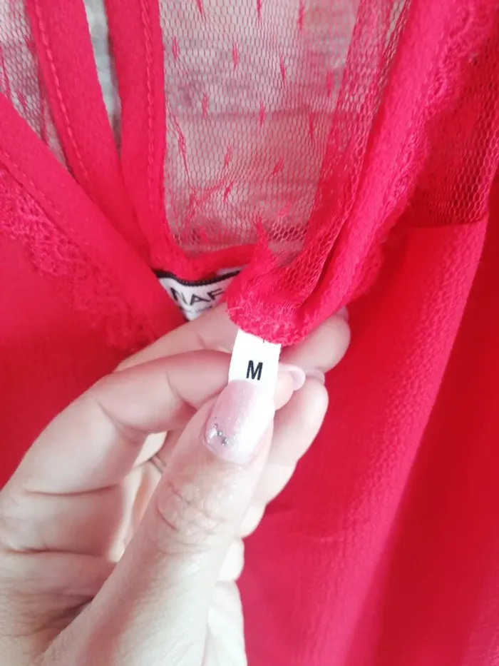 Top/haut rouge naf naf dentelle taille M #Vêtements_femmes_krocaro - photo numéro 4