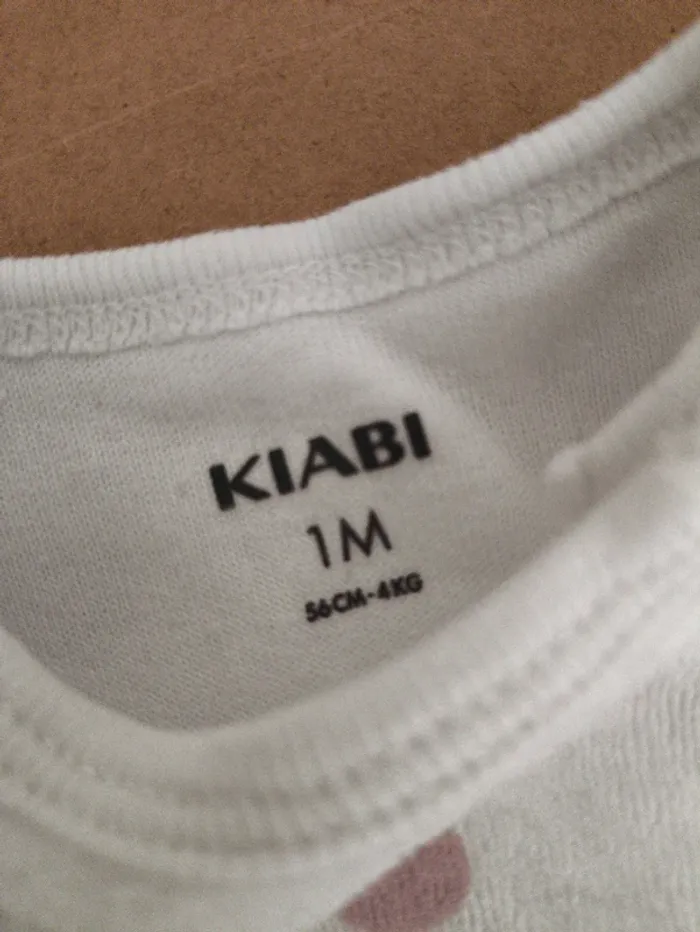 Pyjama 2 pièce Kiabi 1 mois - photo numéro 2