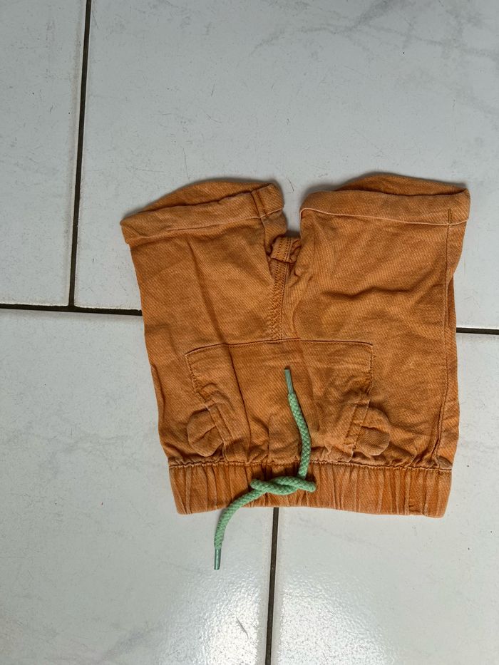 Short orange