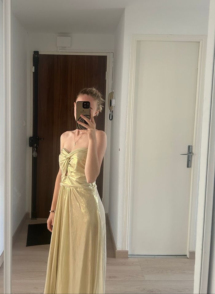 Robe femme - photo numéro 2