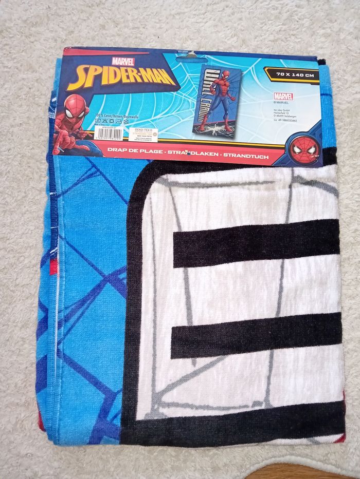 Serviette de bain spiderman - photo numéro 3