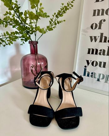 💜 Chaussure à talon noir à bride talon 9 cm taille 37 Raid 💜