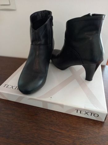 Bottines noires tout cuir