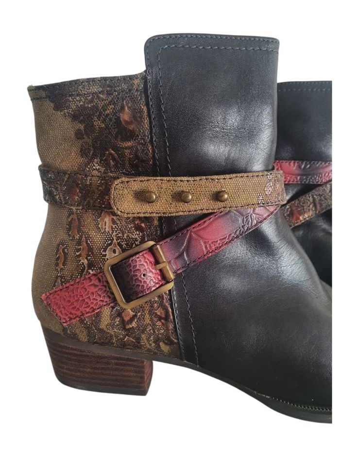 Bottines en cuir Laura Vita- Style Original & Confort Arty
- photo numéro 3