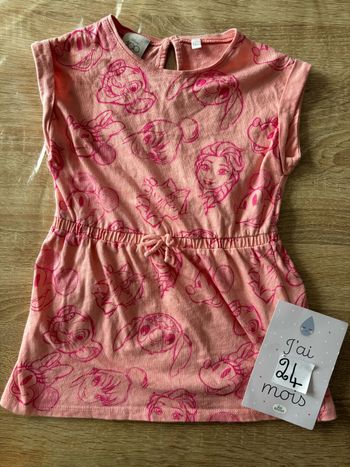 Robe rose DISNEY 100 t.24m