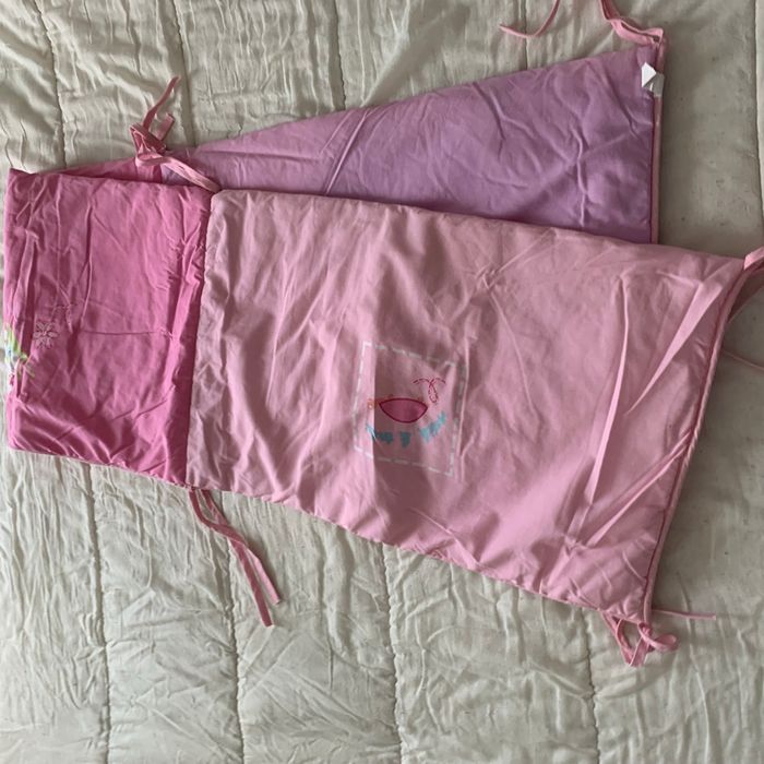 Tour de lit bébé