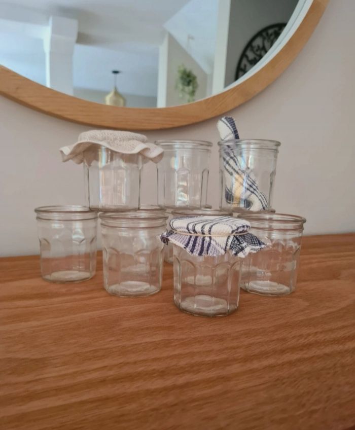 Lot de 11 verres confituriers