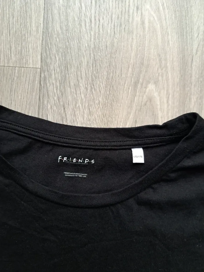 T-shirt Friends - photo numéro 3