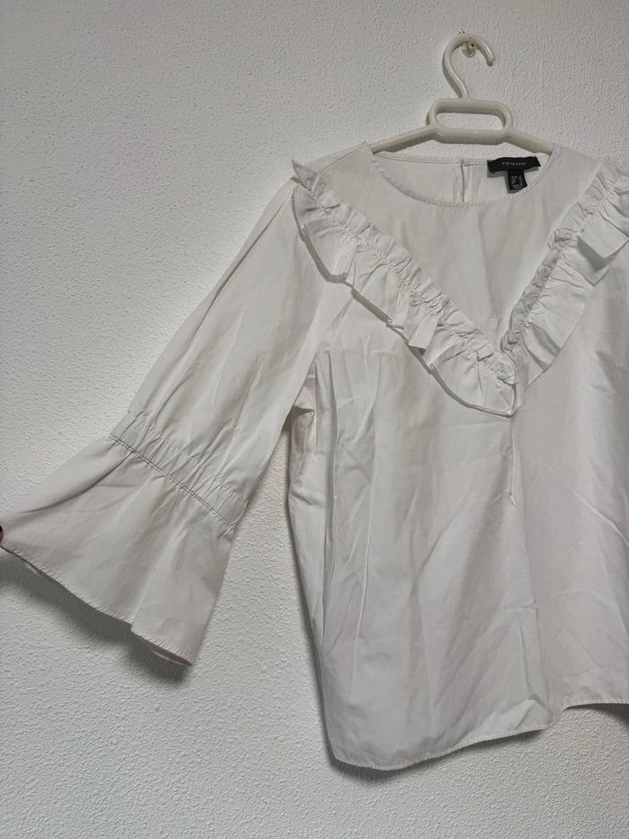 Blusa blanca volantes - photo numéro 3