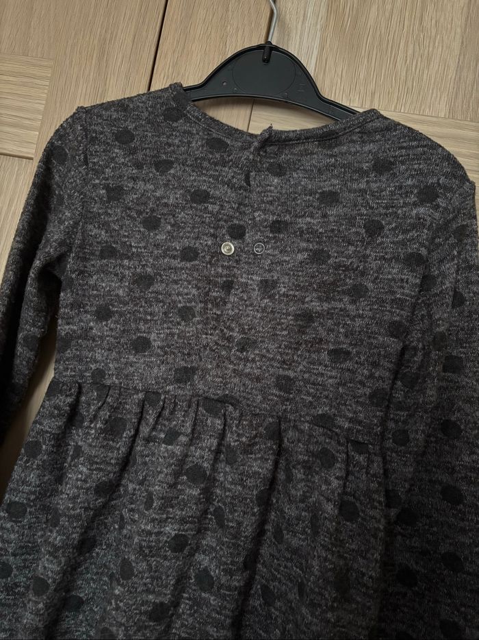 Robe pull gris pois noir KIABI t.36m - photo numéro 6