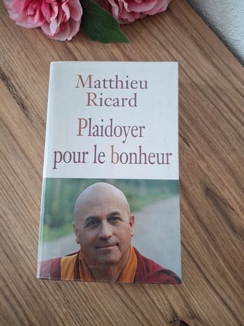 Livre ; Plaidoyer pour le bonheur