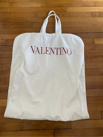 Housse de vêtements, Valentino