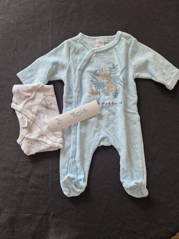 Pyjama et bodie