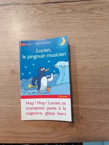 Lucien le pingouin musicien