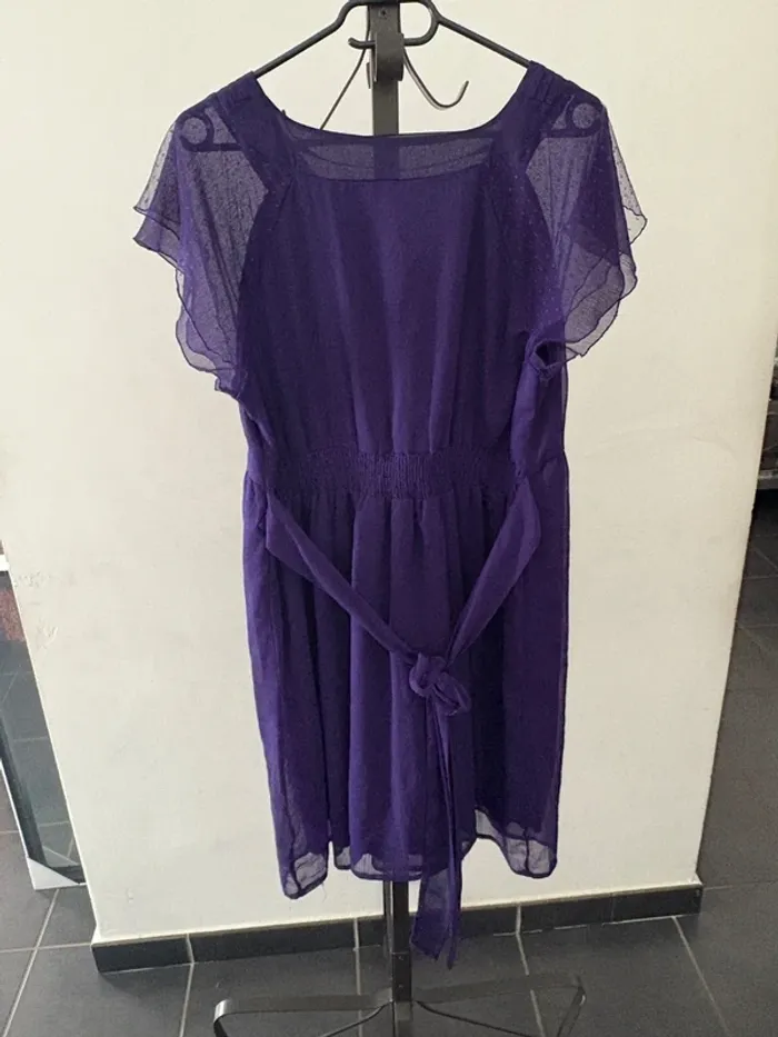 Robe violette  Taille 46 - photo numéro 4
