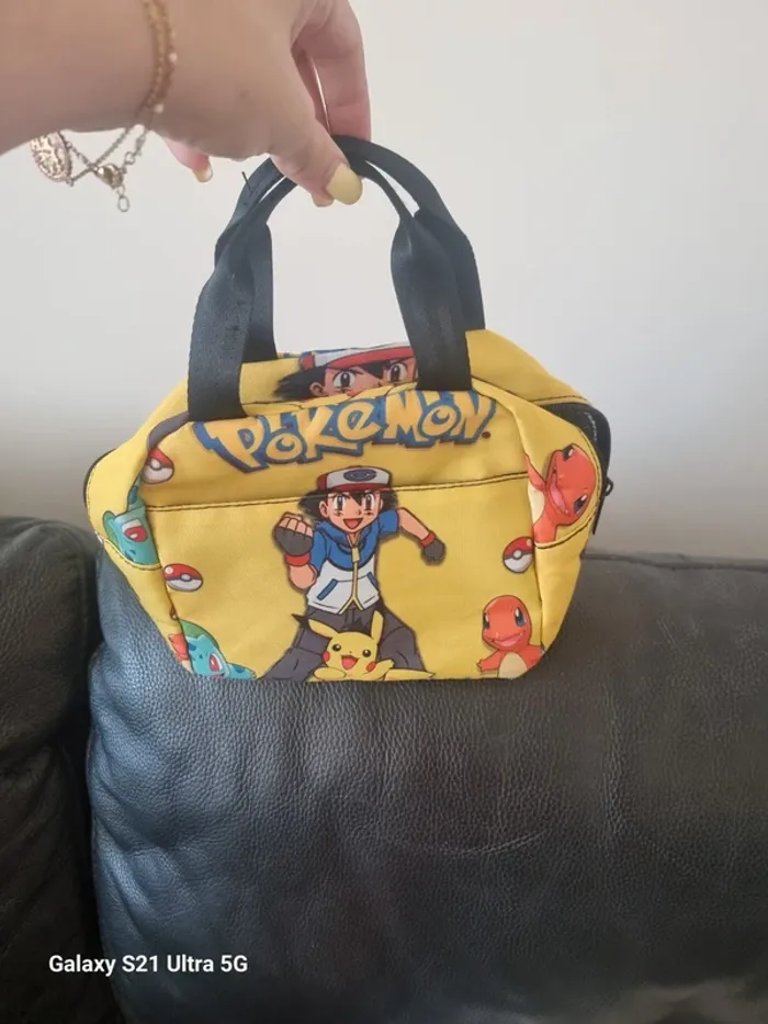 Glacière pokemon