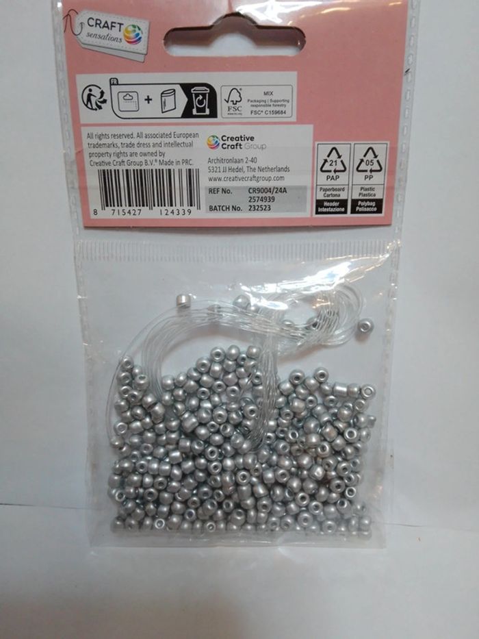 Perles grises argentées + fil - photo numéro 4