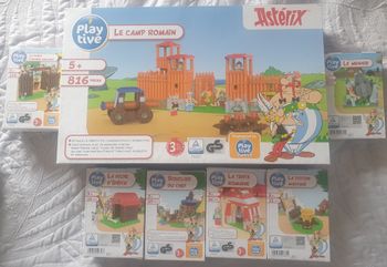 Lot de 6 boites Playtive différentes sur les personnages d'Astérix + Le camp romain