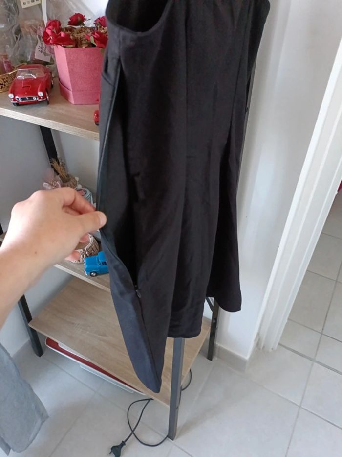 Robe courte noire - fente coté H&M – Taille 36 – Neuve - photo numéro 7