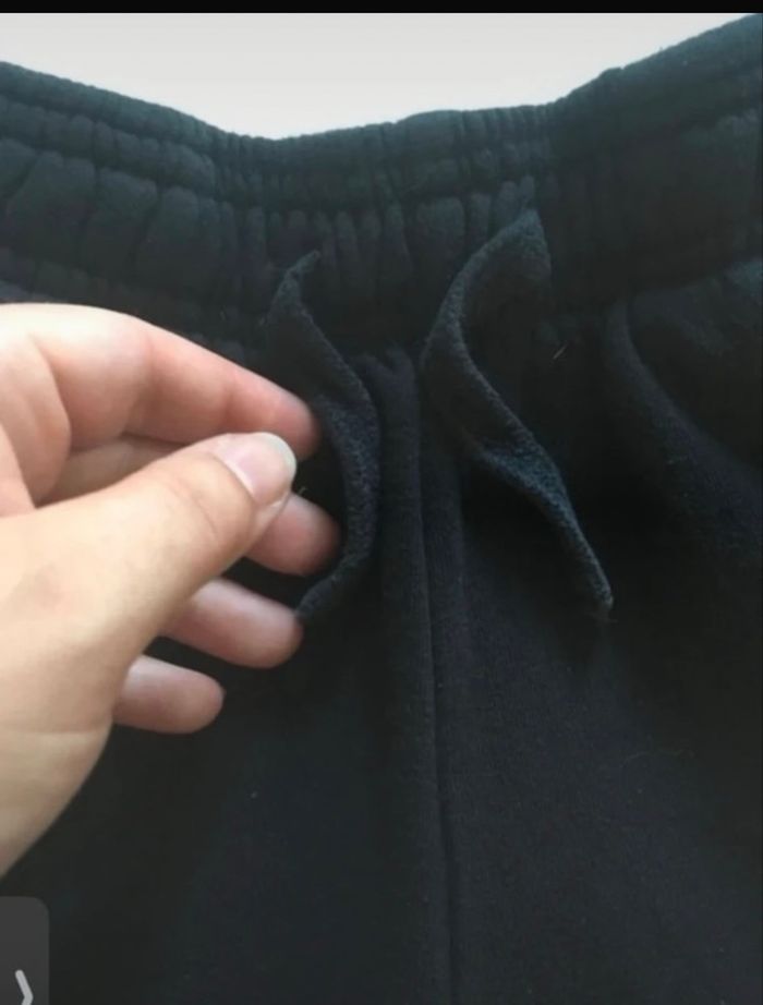 Pantalon sport pour garçon TRÈS BON ÉTAT taille 6 ans couleur noir - photo numéro 5