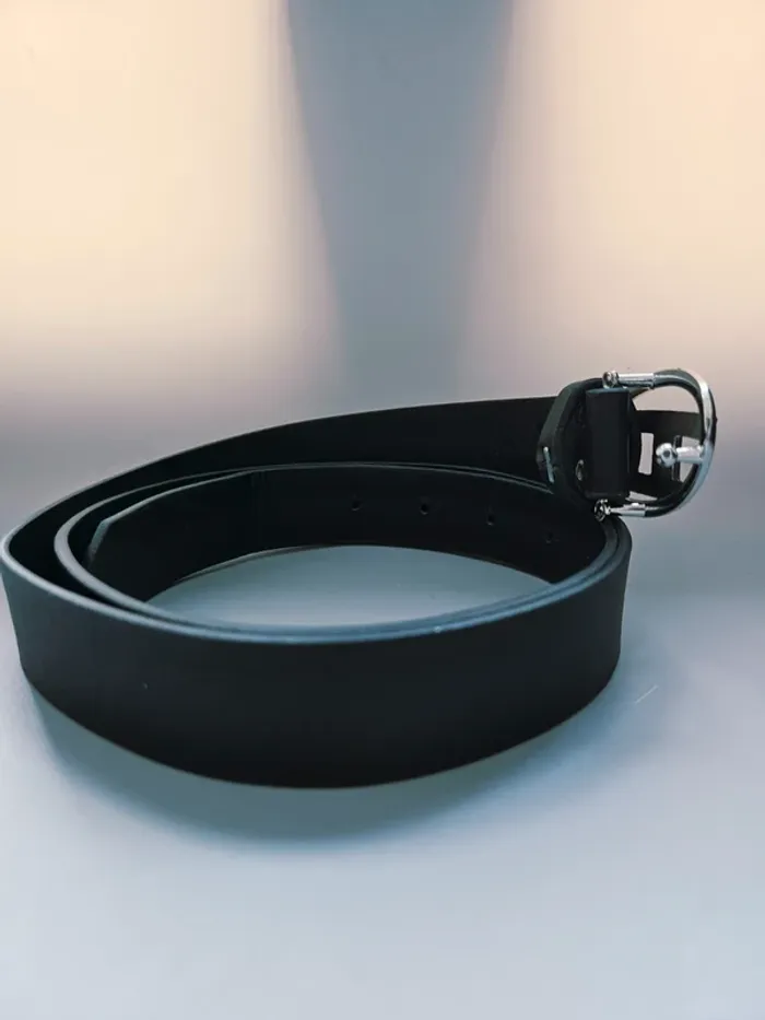 Ceinture alternative boucle argentée design ajouré - photo numéro 2