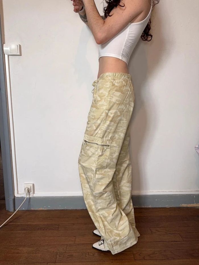 Pantalon cargo militaire camouflage vintage jambes larges taille basse - photo numéro 2