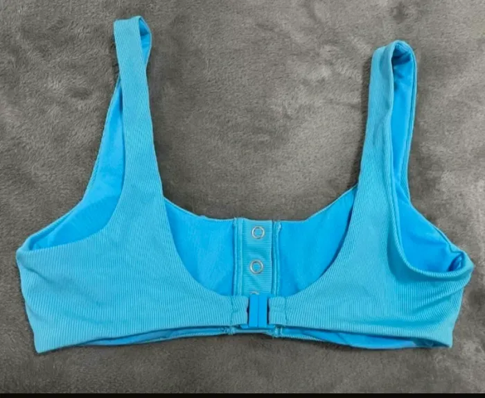 Haut de maillot de bain - photo numéro 3