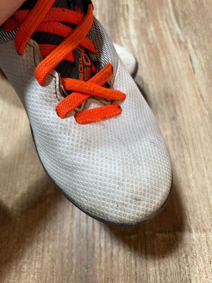 Chaussures de foot - photo numéro 2