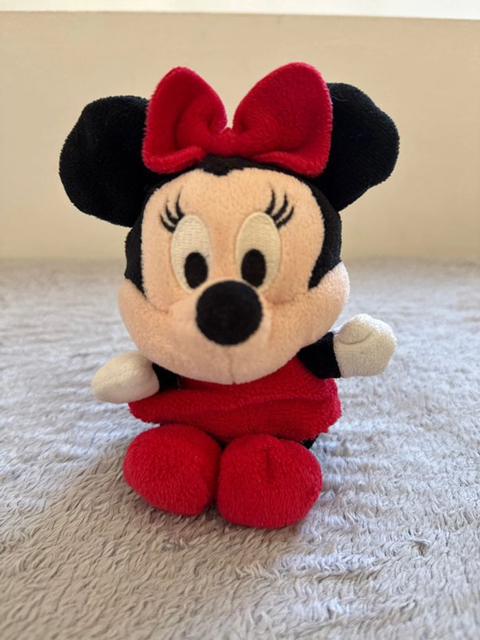 Peluche Minnie TBE - photo numéro 3